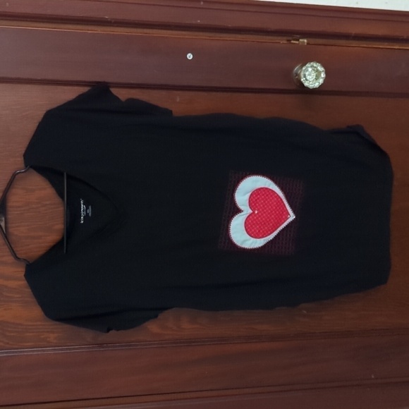 Liz Lange Maternity for Target Short Sleeve Heart Tshirt Size XXL - Picture 1 of 4